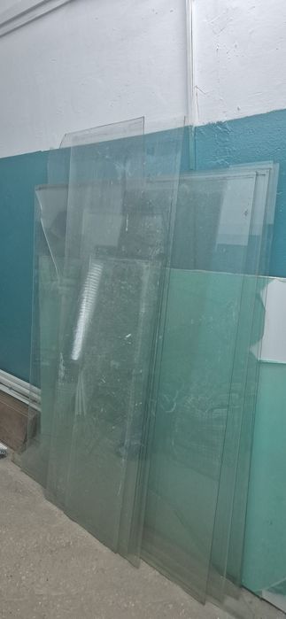 Продам стекла, б/у