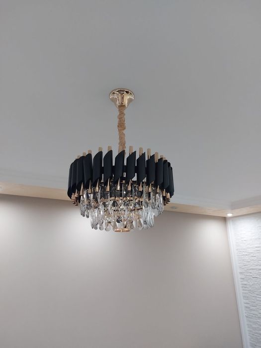 полилей налични  2бр кръгли и 1бр продълговато