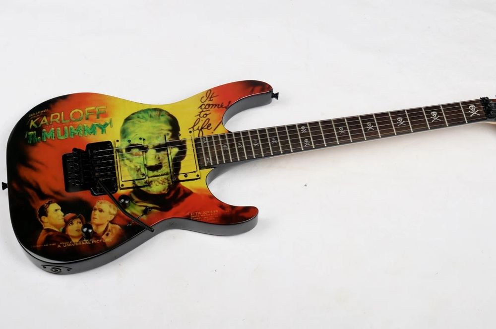 Китара ESP LTD Kirk Hammett Mummy(EMG 81-85)