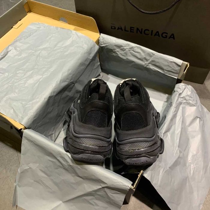 Adidasi Balenciaga Triple S Premium