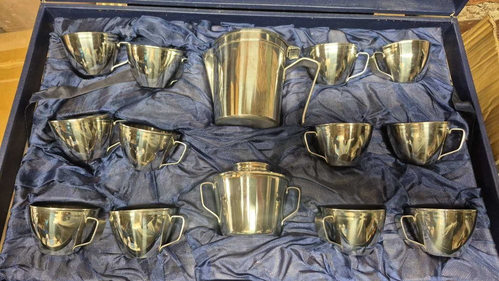 Винтидж комплект за кафе и чай от неръждаема стомана - чаши и каничка