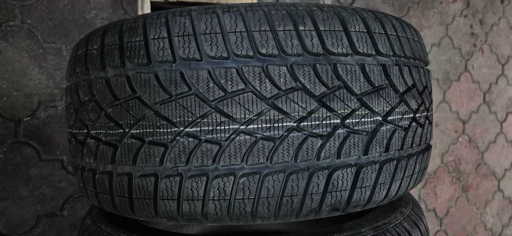 anvelope Dunlop 245/40/17 m&s iarna