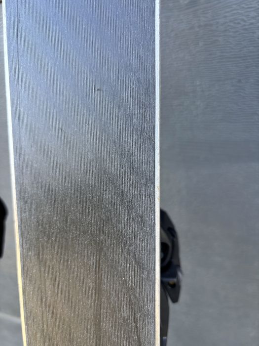 Schiuri volkl Flair 165
