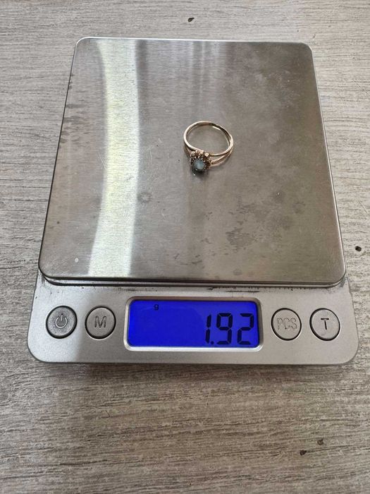 Златен пръстен 14 к 585 / 1,92 г