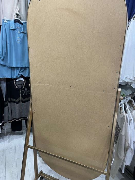 Срочно продам зеркало