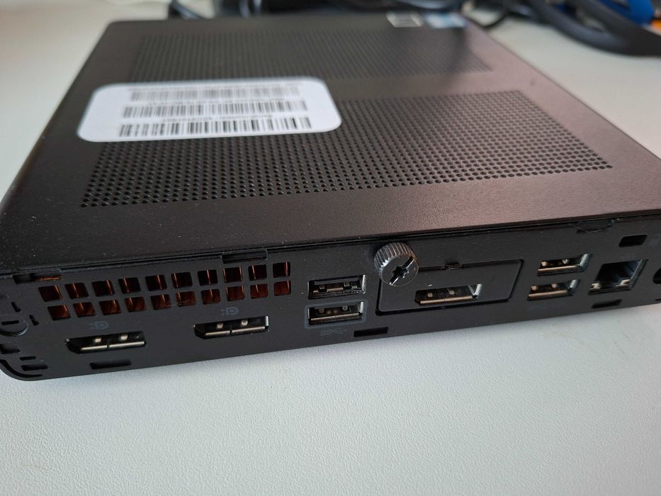 Компютър HP EliteDesk 800 G4 Desktop Mini (DM) 65W