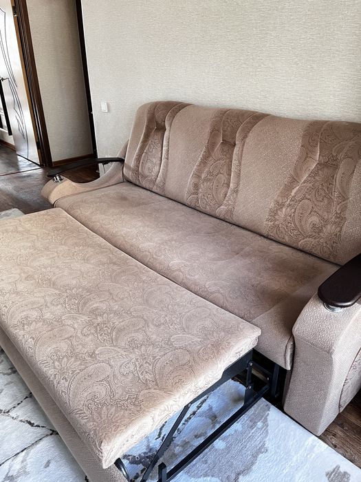 Продается  диван