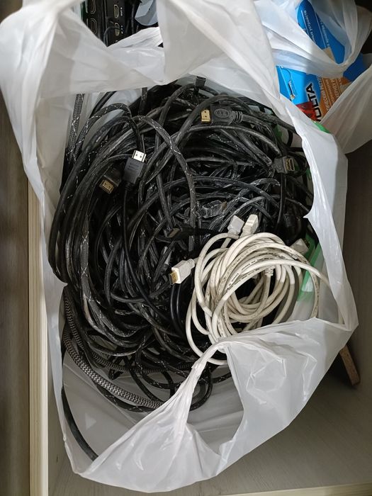 Продам кабелья HDMI разные размеры