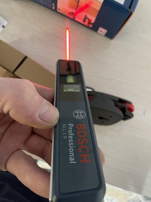 Оровень BOSCH GLL 1 P