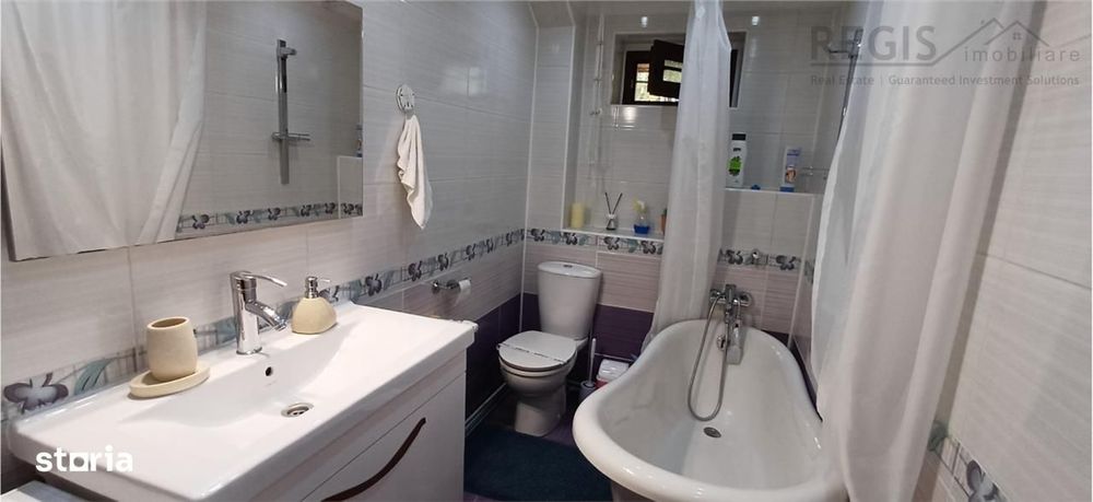 Apartament cochet,2 camere, ,cu gradina,la casa Ultracentral,Dealul Ce
