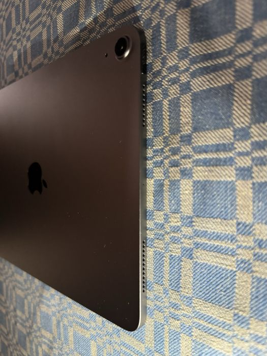 iPad Air 5 продаю