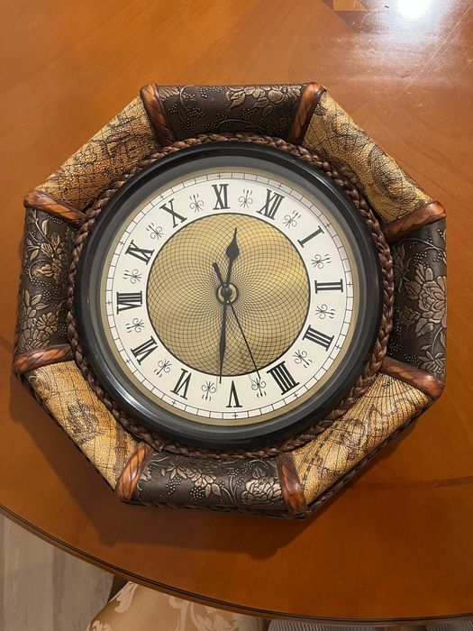 Ceas vintage de perete