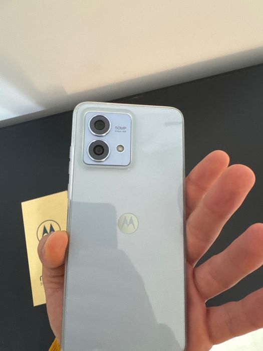 Telefon Motorola G84 - 256 GB RAM - NOU