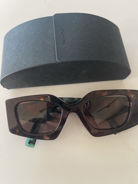 PRADA Temple tortoiseshell-effect sunglasses