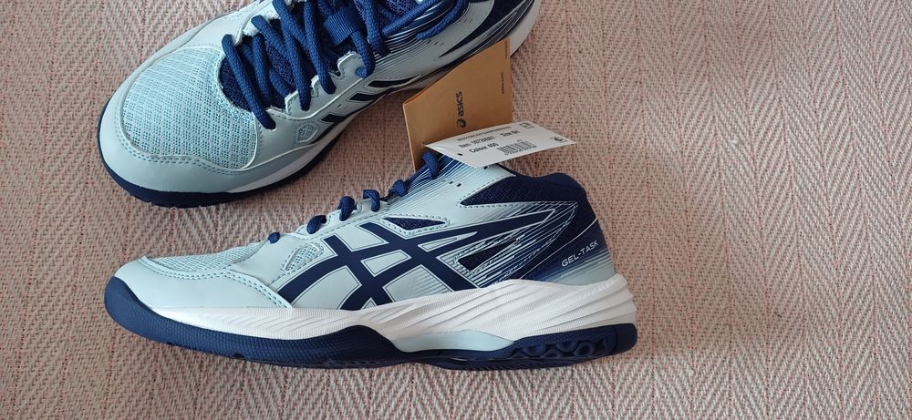 Дамски маратонки ASICS