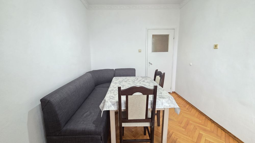 От собственик двустаен , напълно обзаведен  ,жк Сторгозия