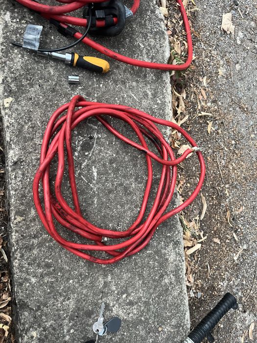 Плюсов кабел за БМВ