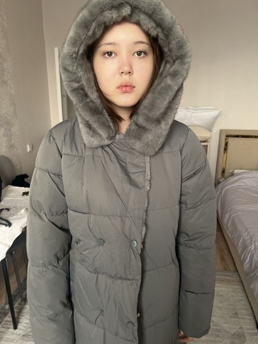 Продам пуховик новый