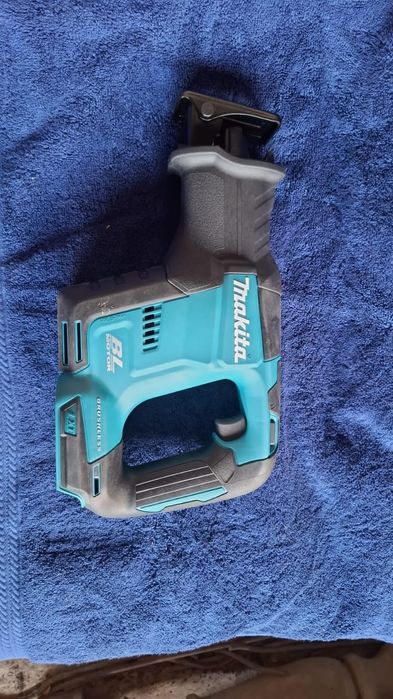 Fierastrau electric Makita DJR188Z, 18V Li-Ion, fara perii, 316mm, set