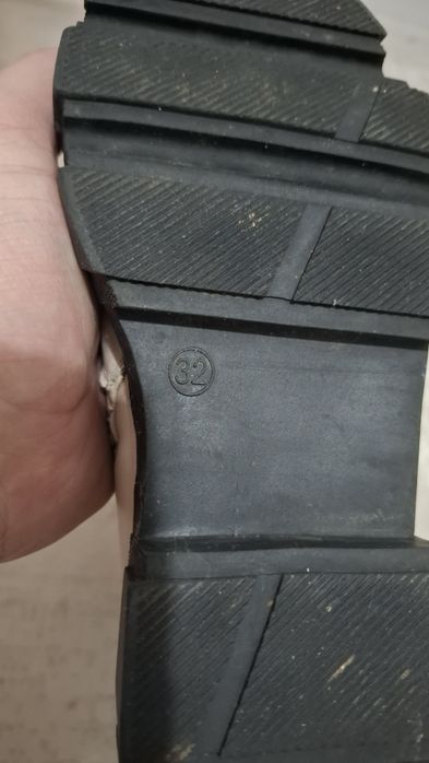 Продам зимный сапошки для девочек