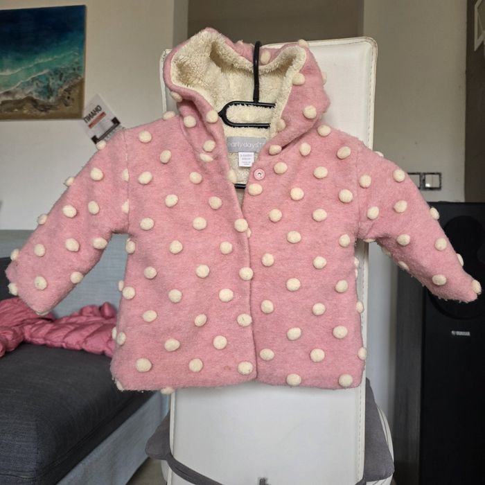 Елегантно палто с качулка.