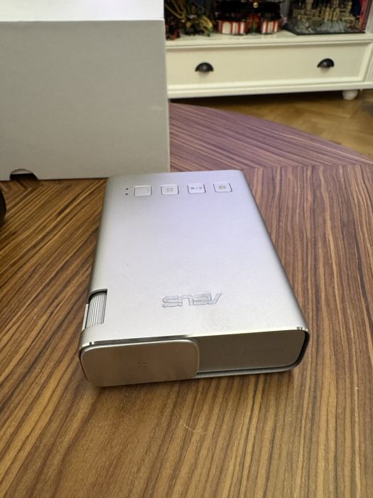 ASUS ZenBeam E1 projector Stare perfecta