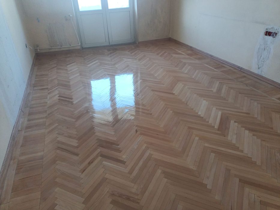 Raschetare, slefuire parchet, dusumele, scari interioare

Des

Desc