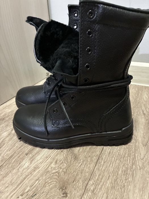 Продам Берцы военные