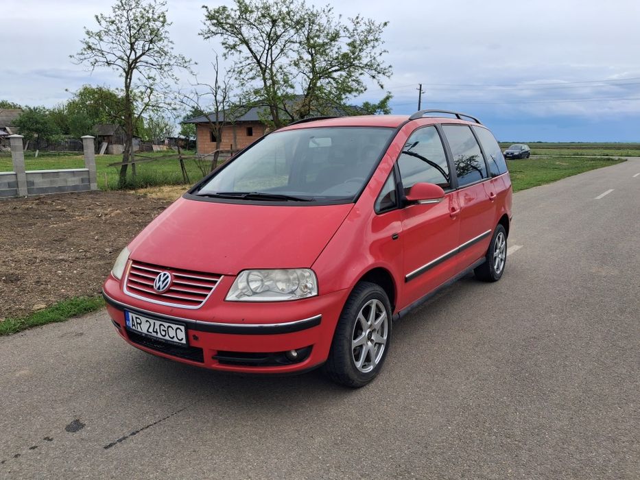 Vând Vw Sharan 1.9