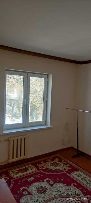 Zangiota tumani Raysentrda kvartira oilaga ijaraga beriladi.