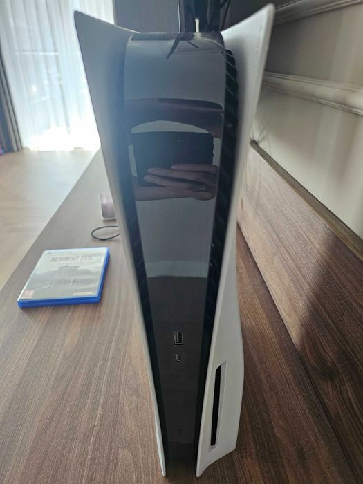 PS5 Fat + Clair Obscur