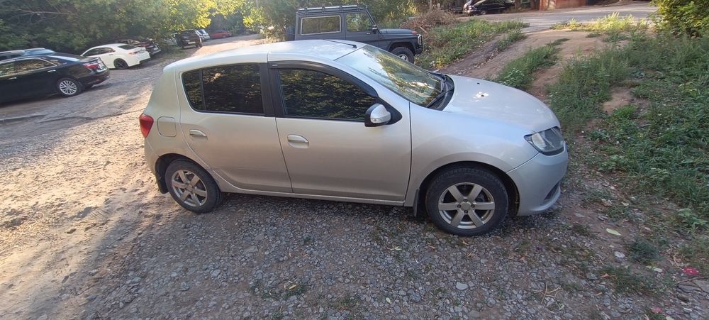 Продам Renault Sandero