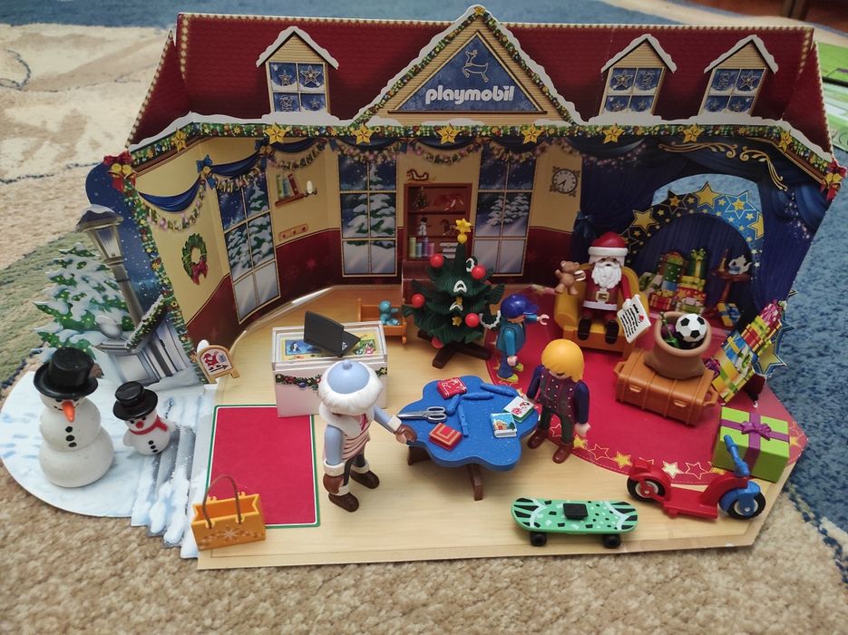 Новогодний плеймобиль