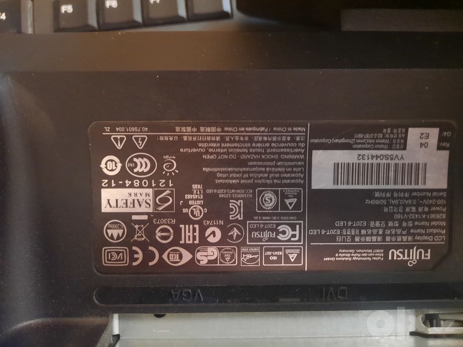 Fujitsu siemens stol kompyuteri