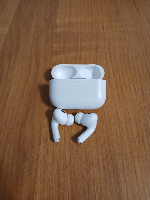 продам наушники AirPods Pro 2