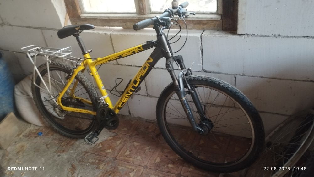 Vând bicicleta 700 lei