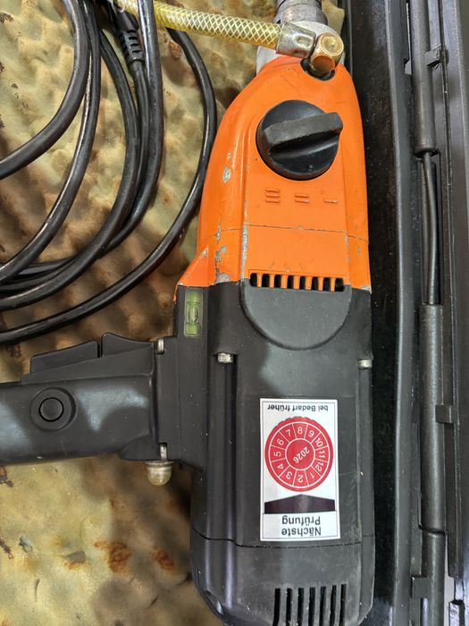 Masina de carotat Golz Hilti