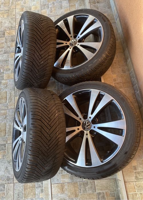 Jante R18 Originale VW Anvelope Hankook M+S 235/40 Dot 2023