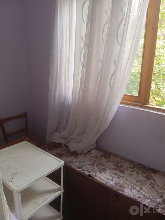 Срочно продается в Чирчике 1-ком в центре
