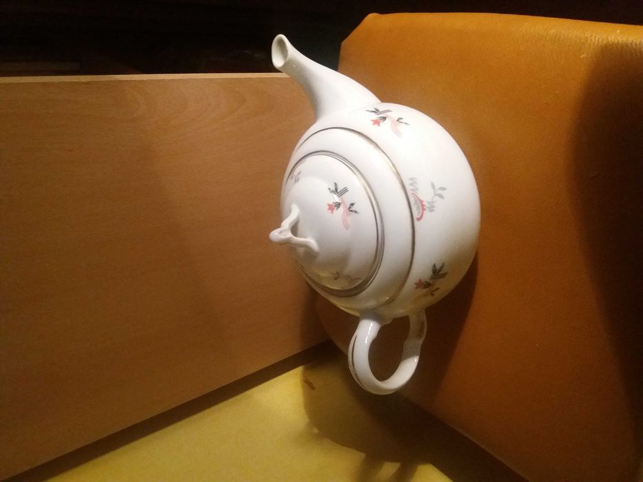 порцеланов чайник Schlaggenwald, Bohemia, Austria