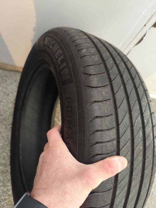Комплект гуми 215/65 R 17