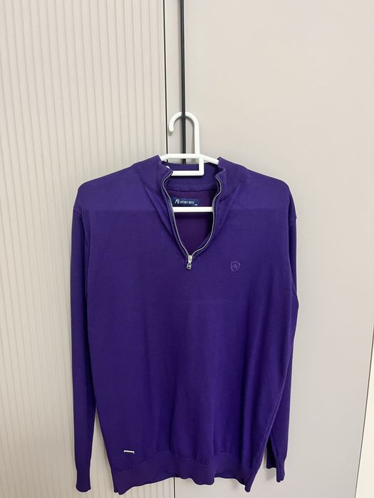 Джемпер с длинными рукавами