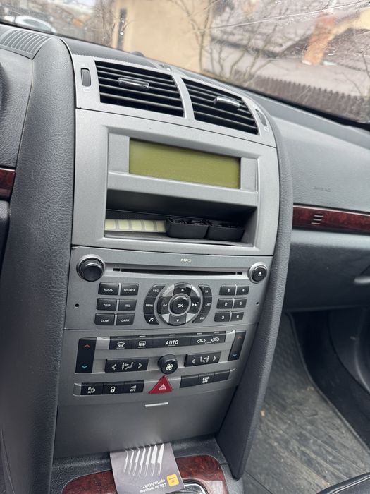 Vand Peugeot 407 sau schimb cu remorca de 750 kg