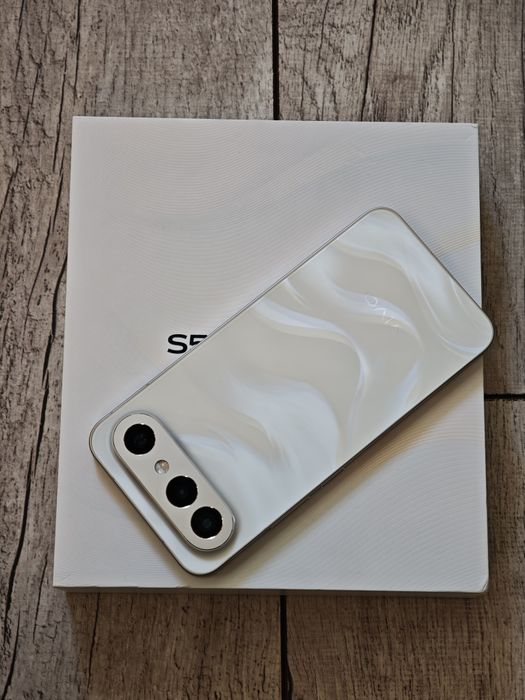 Vivo S50 Pro mini 256 gb Ram 12