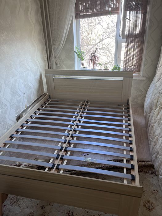 Диван в хорошем состоянии