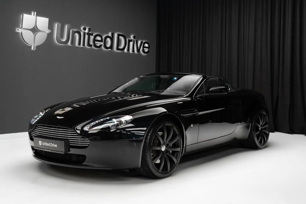 Aston Martin V8 Vantage Aston Martin Vantage V8 Roadster