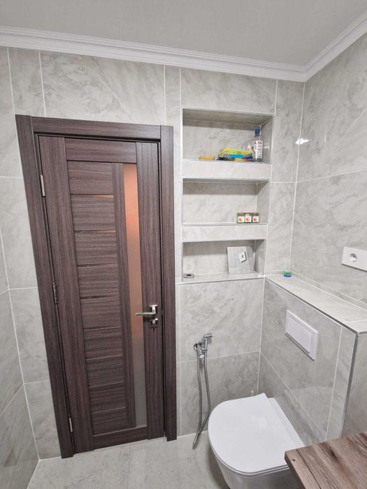 Persoană fizică: 3 camere decomandat, 73 mp utili, renovat total de la zero (instalații noi, pod, izolat exterior) – Canta