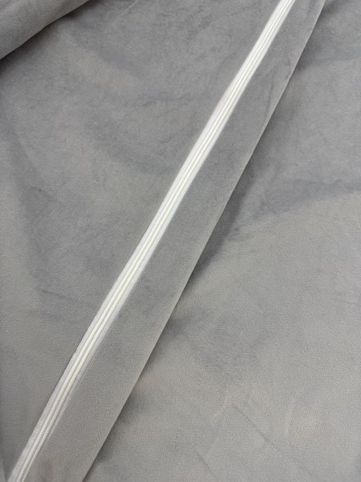 Құрақ көрпе жастығымен, тысы