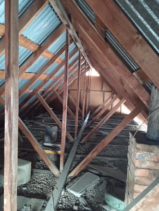 Продам дом на разбор.