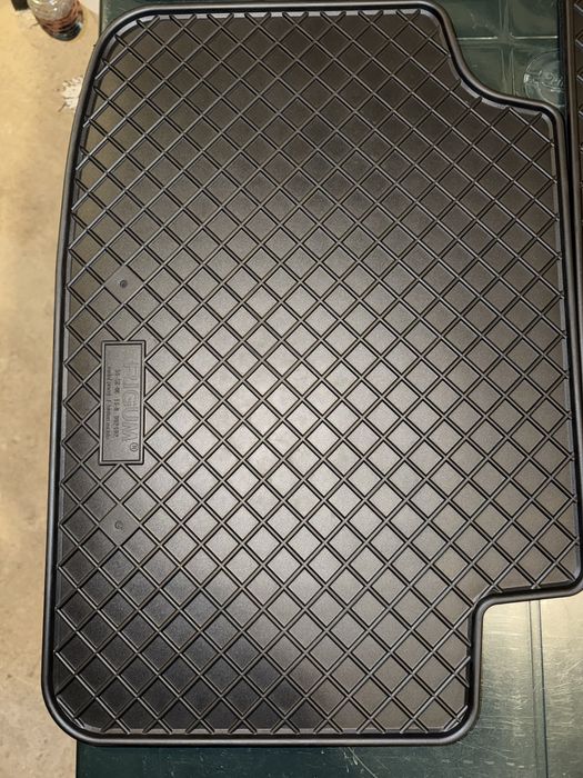 Стелки за Октавия 4